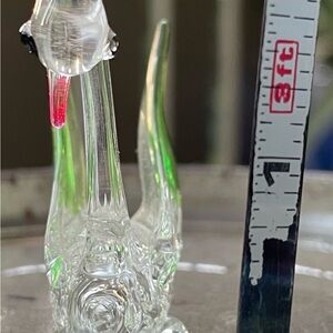 2”-tall, 1.5”-wide Glass Swann Knick knack